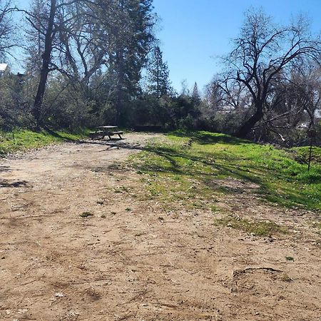 Campground At Sequoia Mountain Farms - Bring Your Own Tent Or Rv - No Bedrooms Or Beds Provided Miramonte Ngoại thất bức ảnh