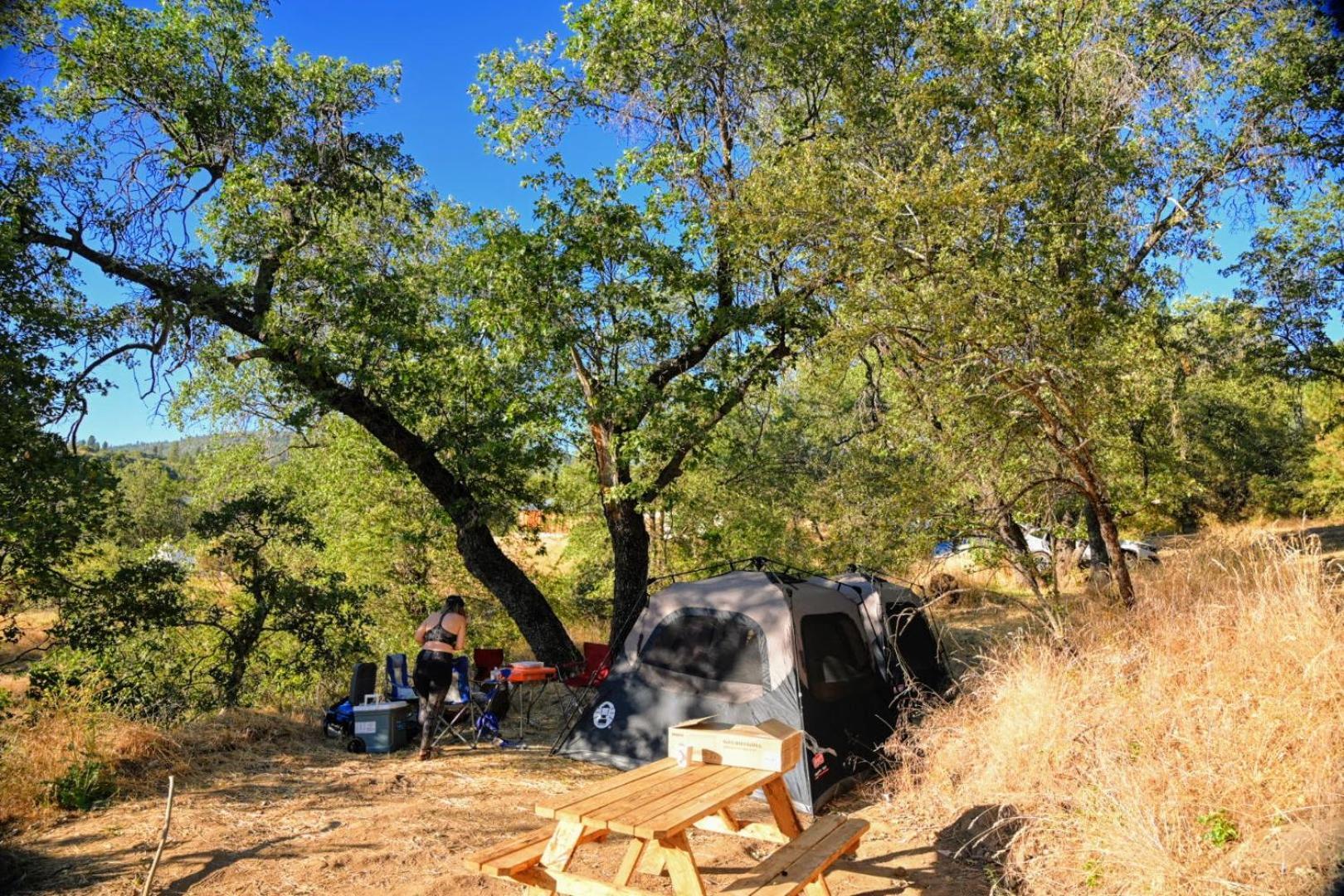 Campground At Sequoia Mountain Farms - Bring Your Own Tent Or Rv - No Bedrooms Or Beds Provided Miramonte Ngoại thất bức ảnh
